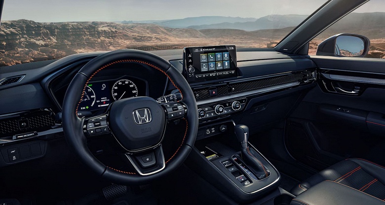 В России изменились цены на Honda CR-V: кроссоверы&nbsp;под заказ подорожали до 2,85 млн рублей, а машины в&nbsp;наличии подешевели до 3,7 млн рублей